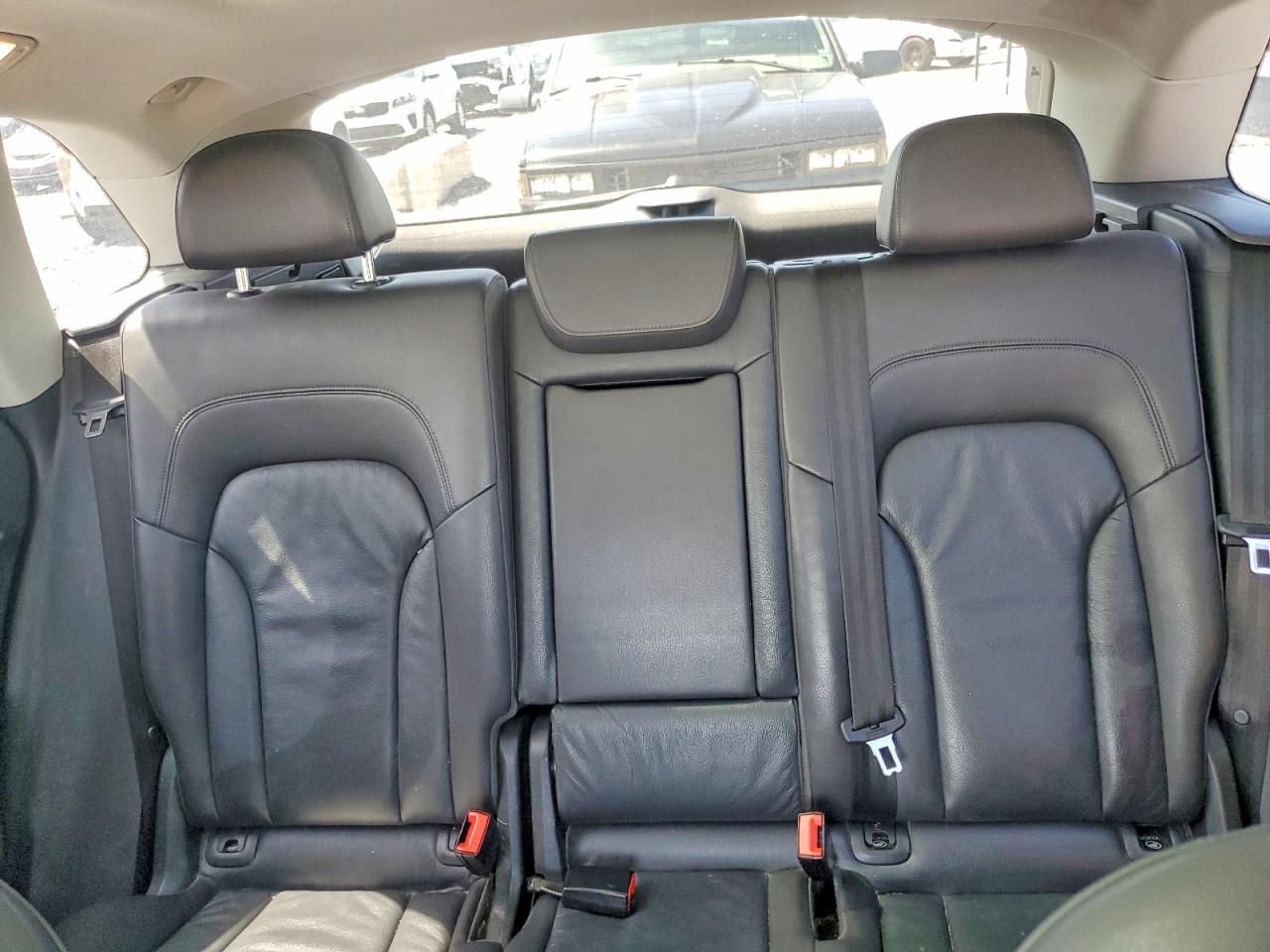 2015 Audi Q5 Premium Plus Белый vin: WA1LFAFP6FA138936