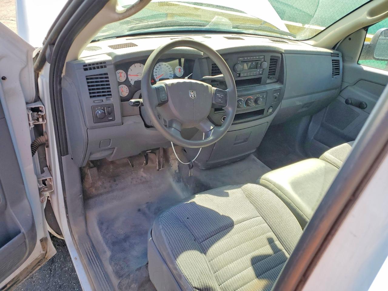 2006 Dodge Ram 1500 St Белый vin: 1D7HA16N66J124145