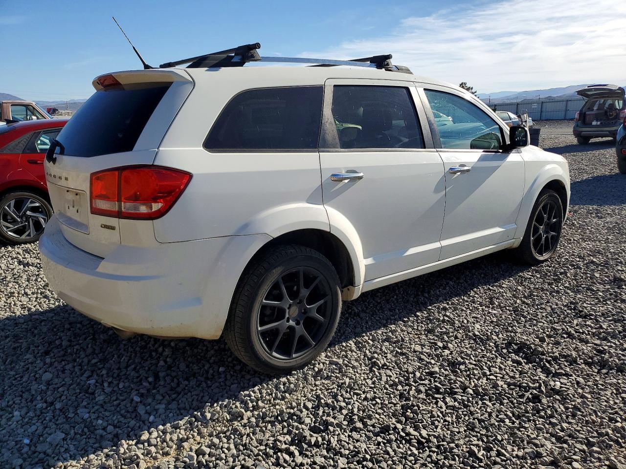 2011 Dodge Journey Crew White vin: 3D4PH3FG2BT506113