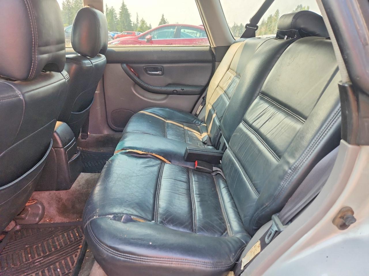 2004 Subaru Legacy Outback Awp Серебряный vin: 4S3BH675447643924