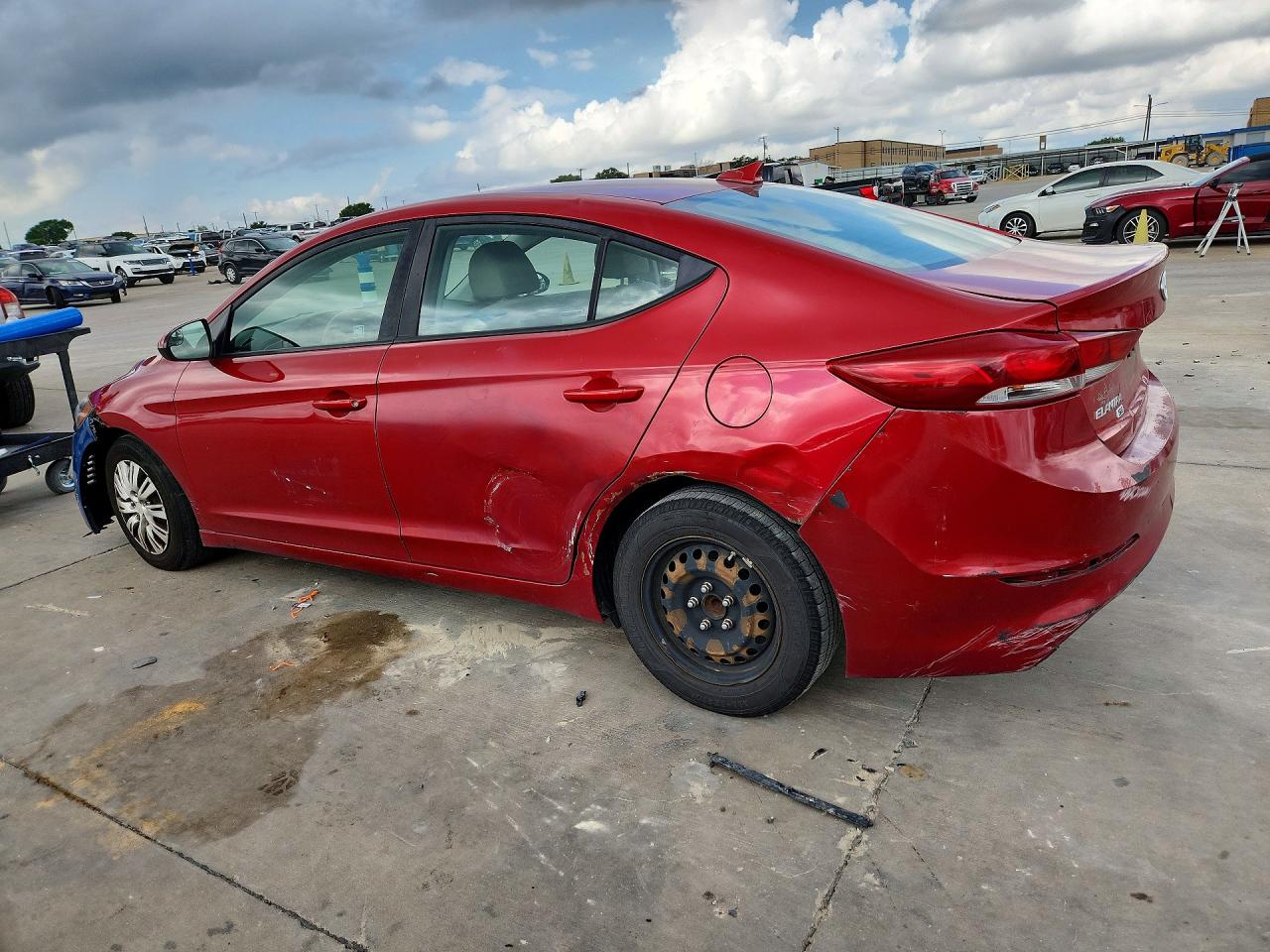 2017 Hyundai Elantra Se Red vin: 5NPD74LF5HH198237