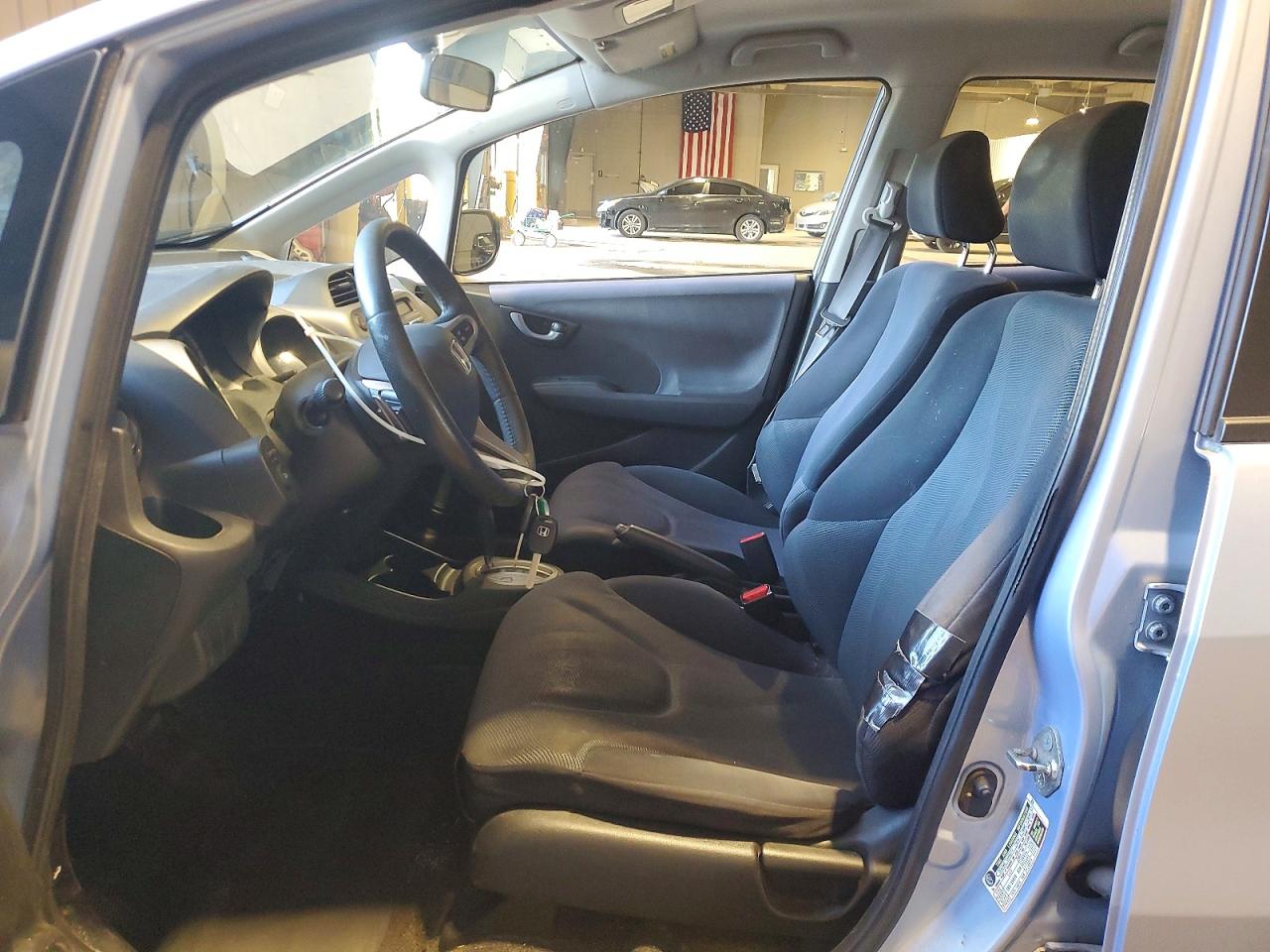 2009 Honda Fit Sport Silver vin: JHMGE88479S054269