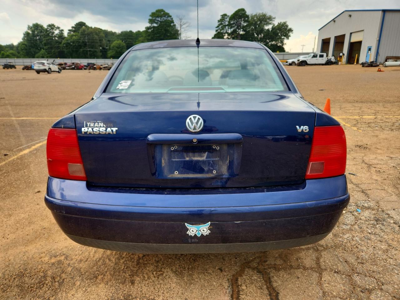 2001 Volkswagen Passat Glx Blue vin: WVWBH63B81P028526