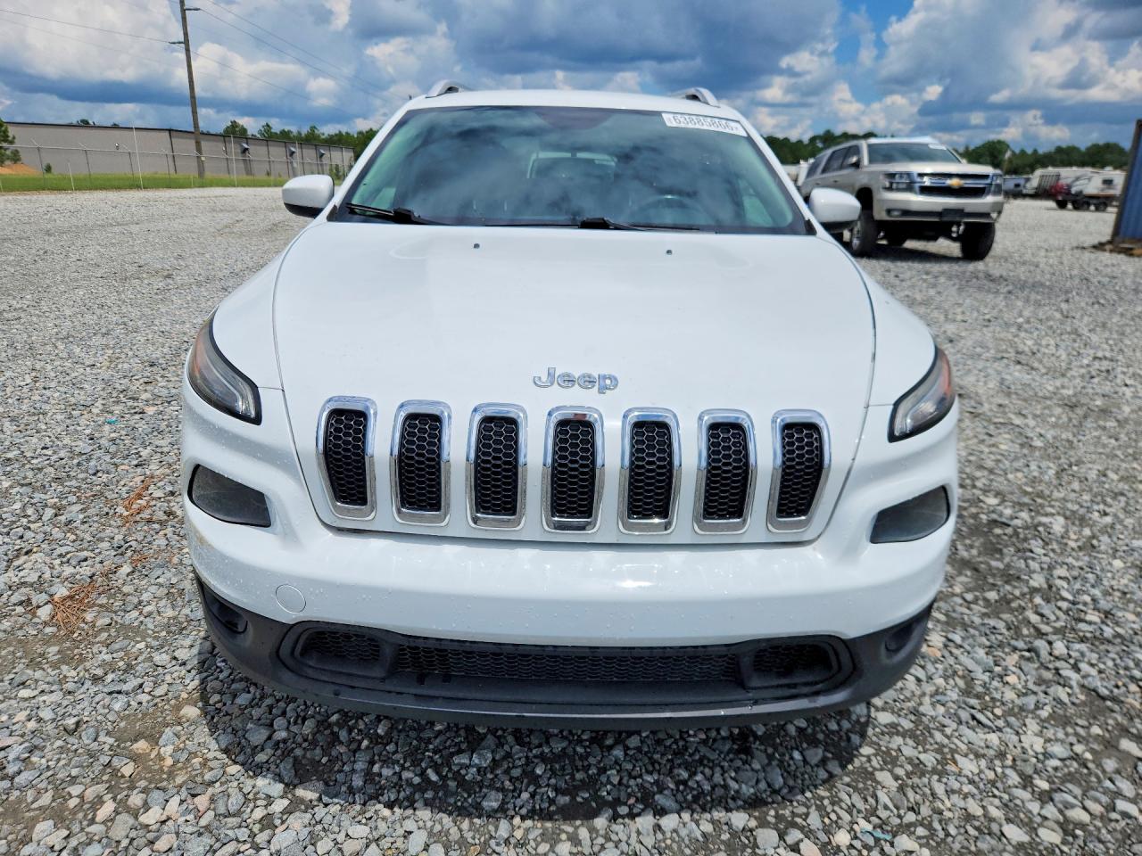 2014 Jeep Cherokee Latitude White vin: 1C4PJLCB0EW158157