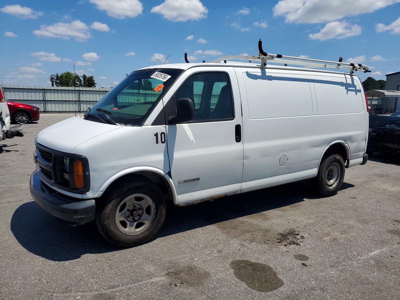 2001 Chevrolet Express G2500 White vin: 1GCFG25WX11140230