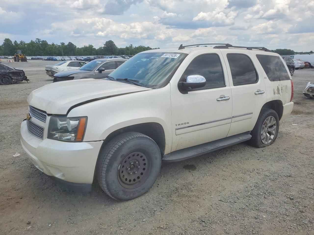 2013 Chevrolet Tahoe K1500 Ltz White vin: 1GNSKCE03DR265565