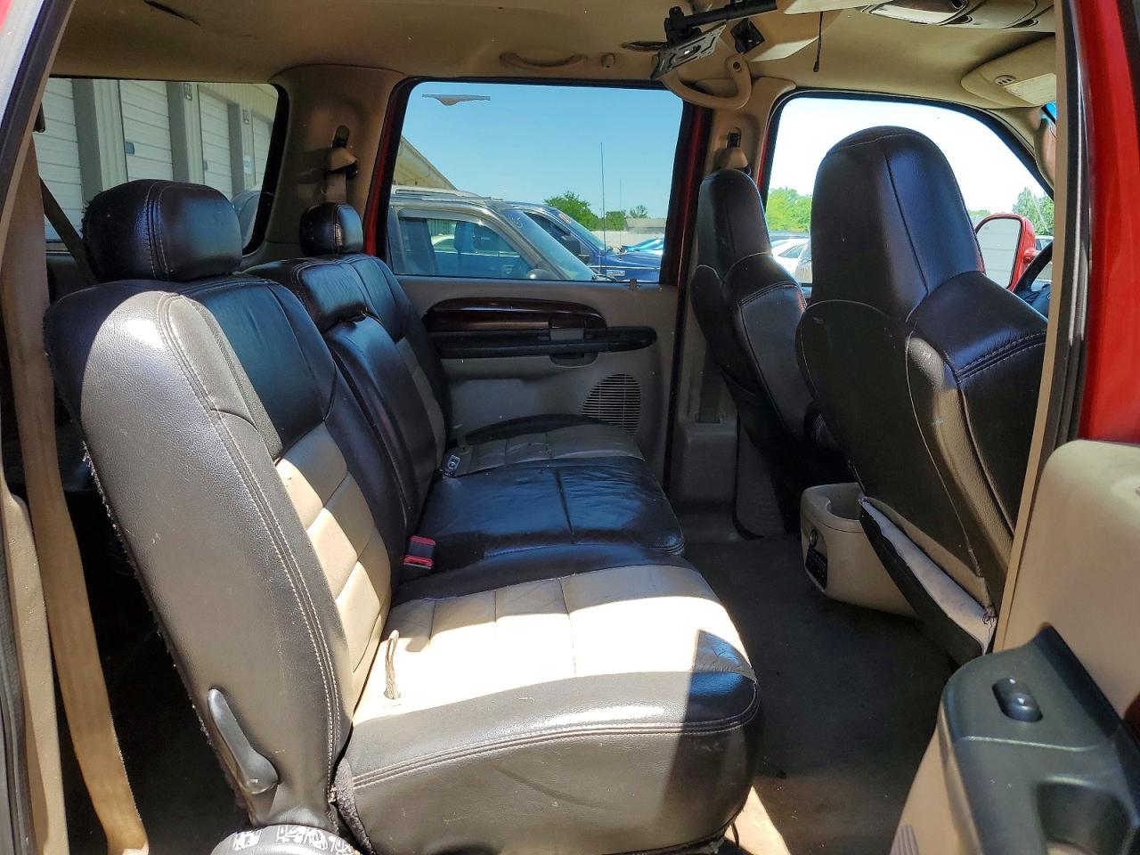 2005 Ford Excursion Eddie Bauer Red vin: 1FMSU45PX5EA49500