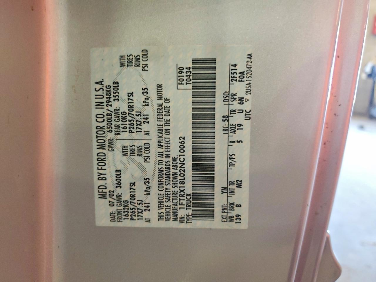 2002 Ford F150 Silver vin: 1FTRX18L02NC10062