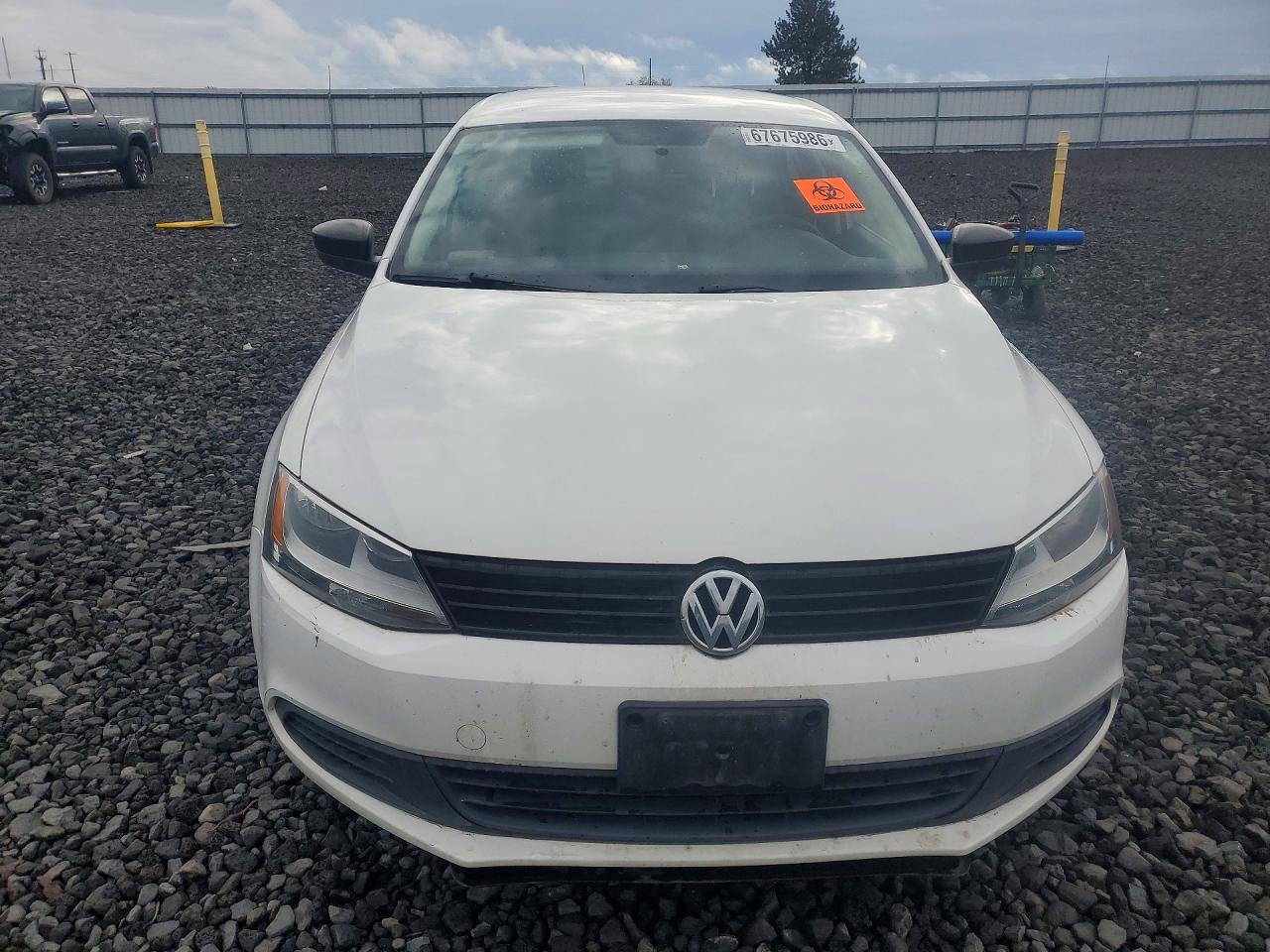 2012 Volkswagen Jetta Base White vin: 3VW2K7AJ3CM467320