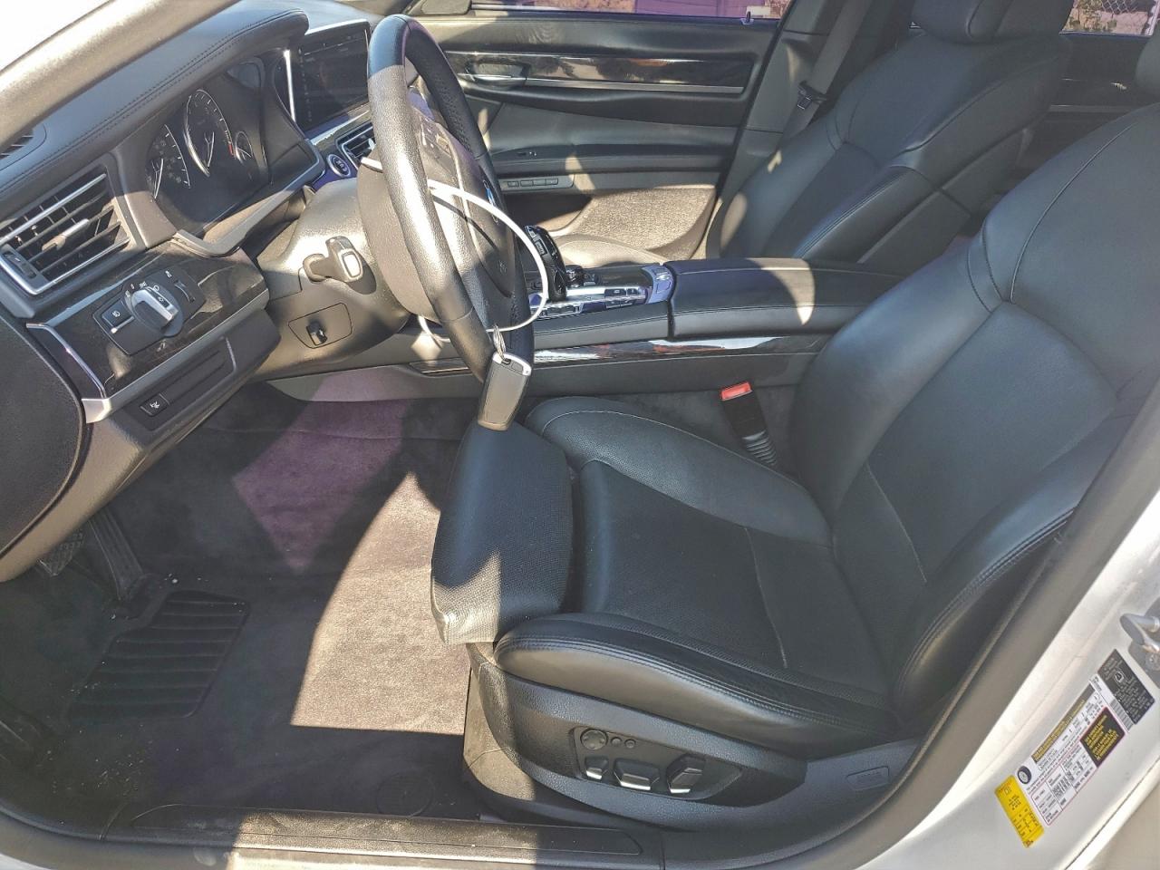 2011 Bmw 750 Li White vin: WBAKX8C52BC198217