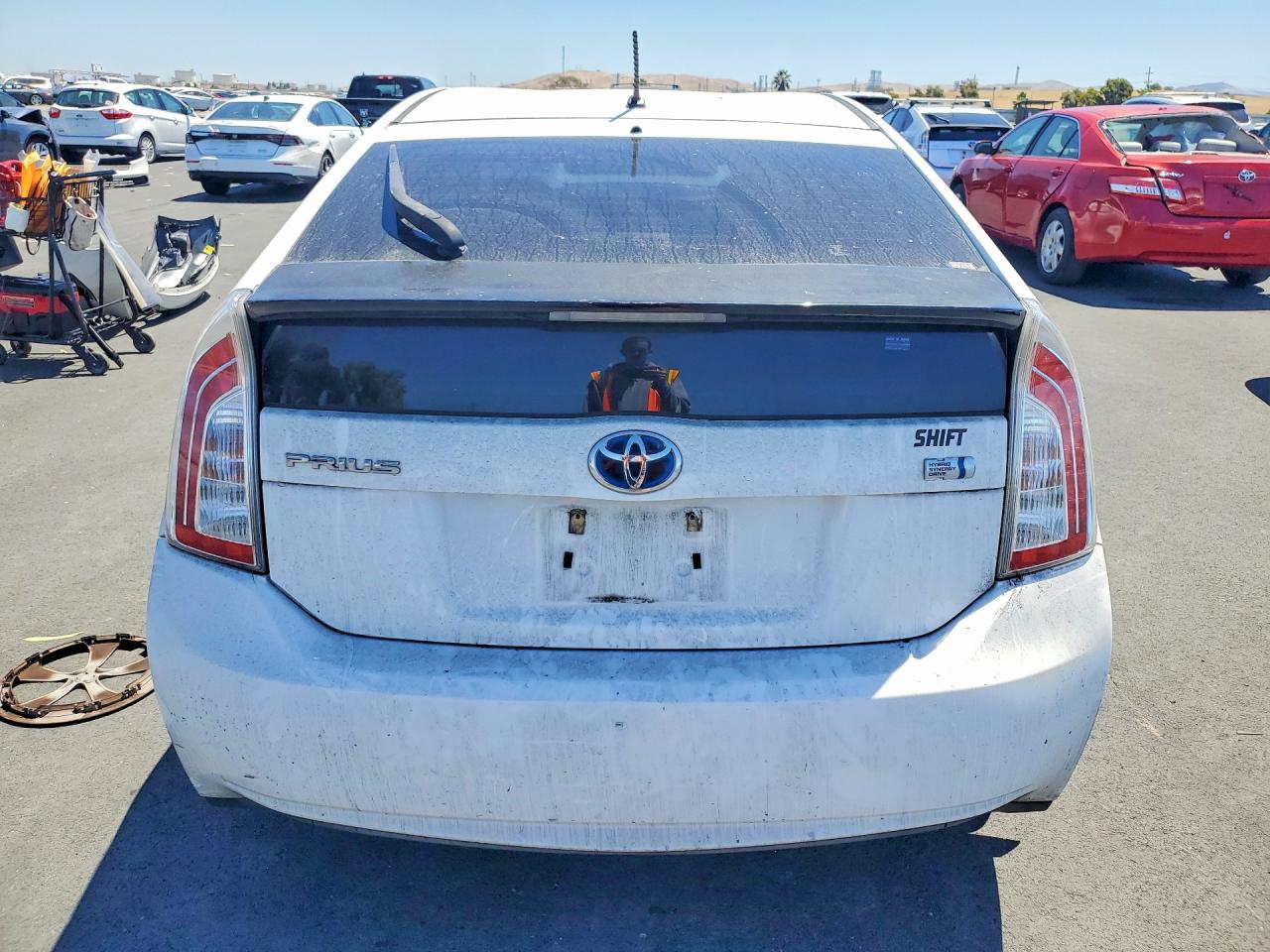 2013 Toyota Prius Two White vin: JTDKN3DU1D5603525