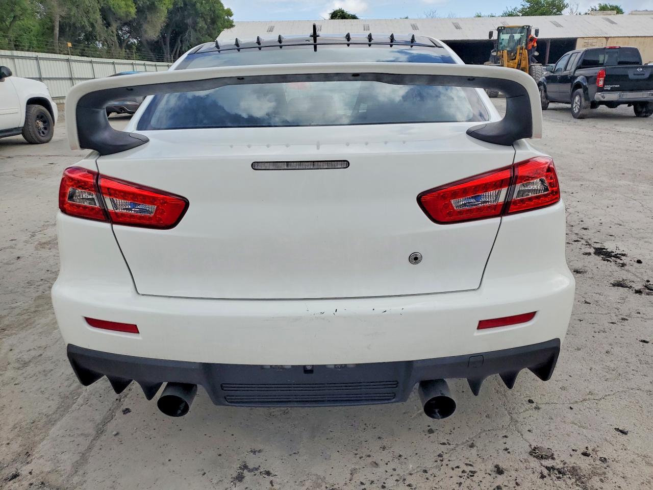 2014 Mitsubishi Lancer Evolution Gsr White vin: JA32W8FVXEU021204