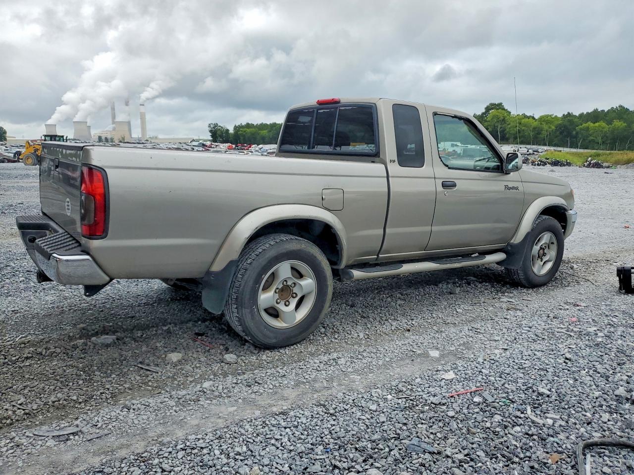 2000 Nissan Frontier Xe Desert Runner Silver vin: 1N6ED26T6YC321510