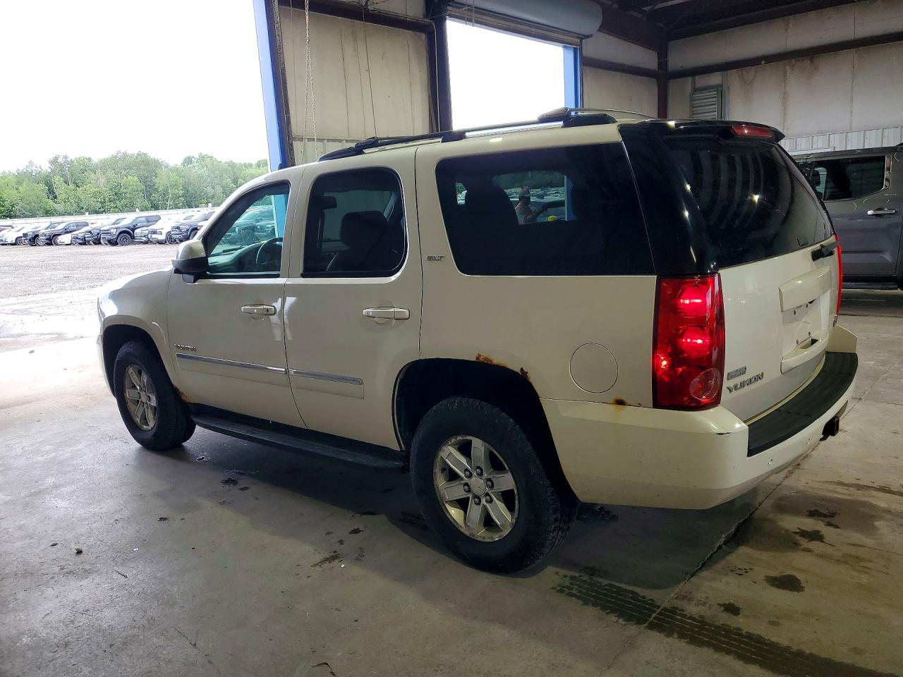 2012 Gmc Yukon Slt White vin: 1GKS2CE03CR313772