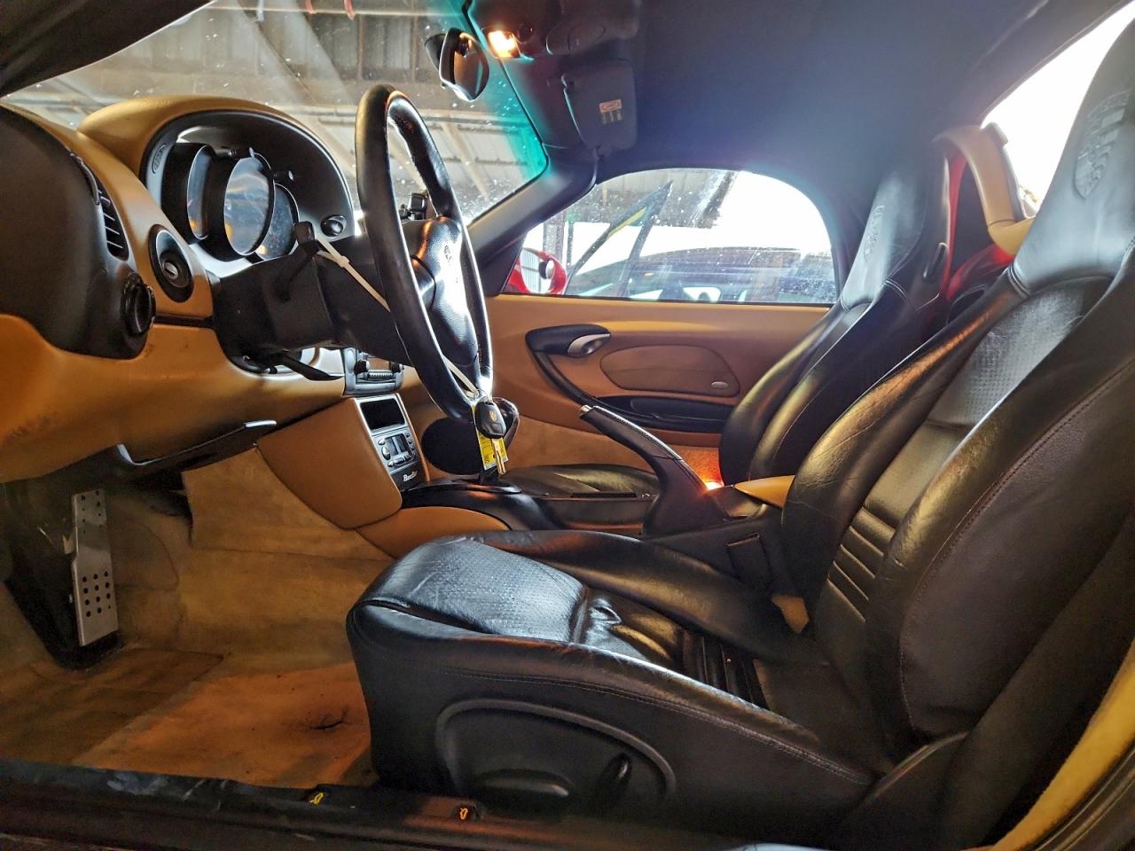 2001 Porsche Boxster Red vin: WP0CA29881U626226