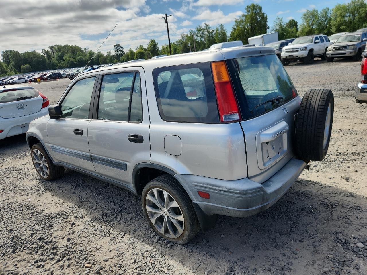 2001 Honda Cr-v Lx Серебряный vin: JHLRD18421C002859