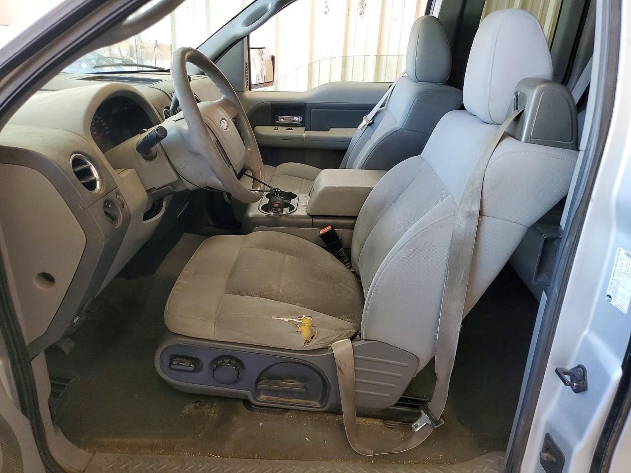 2006 Ford F150 Silver vin: 1FTPX12586NA26446