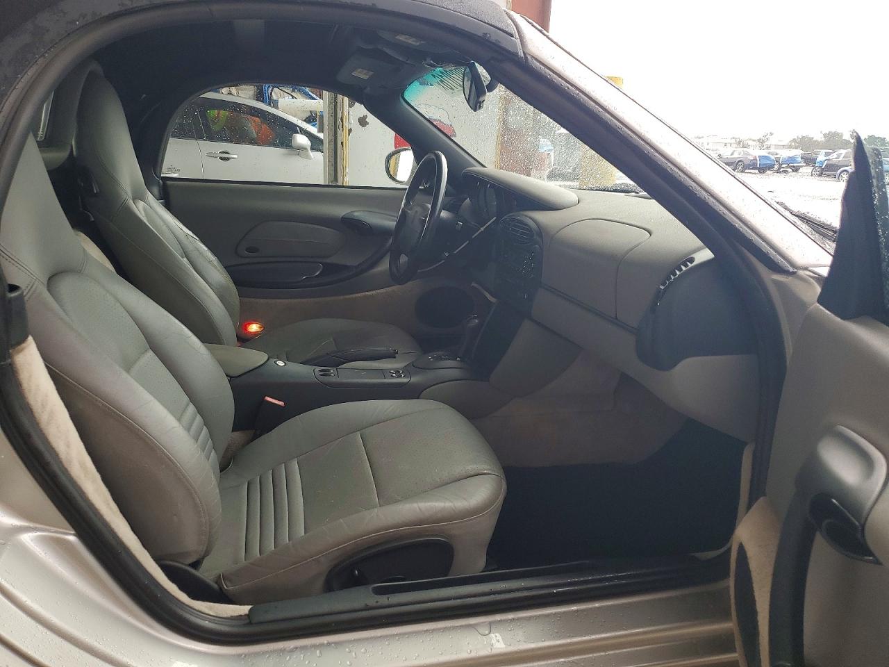 1999 Porsche Boxster Silver vin: WP0CA298XXU629833