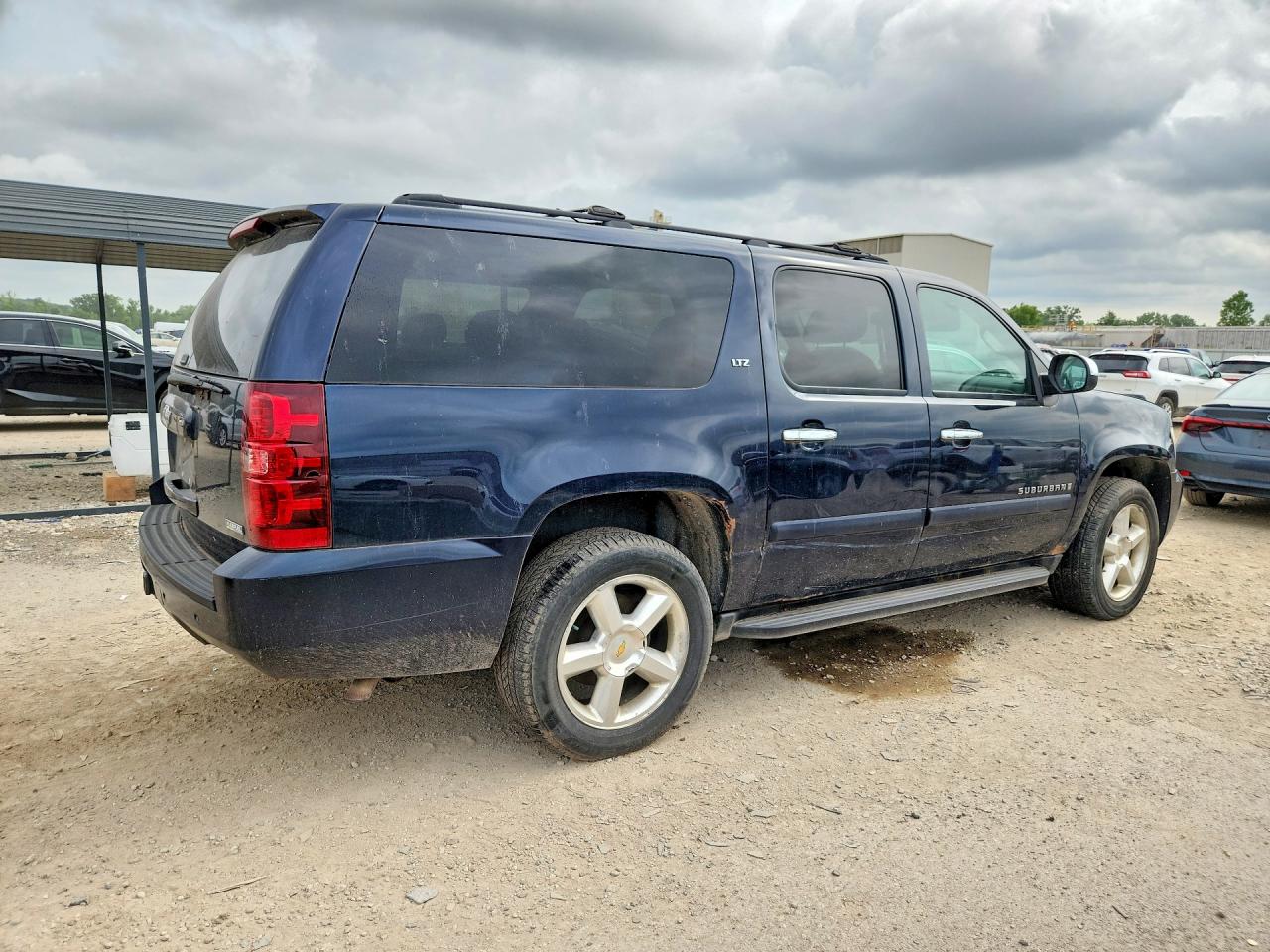 2008 Chevrolet Suburban K1500 Ls Blue vin: 3GNFK16328G157796