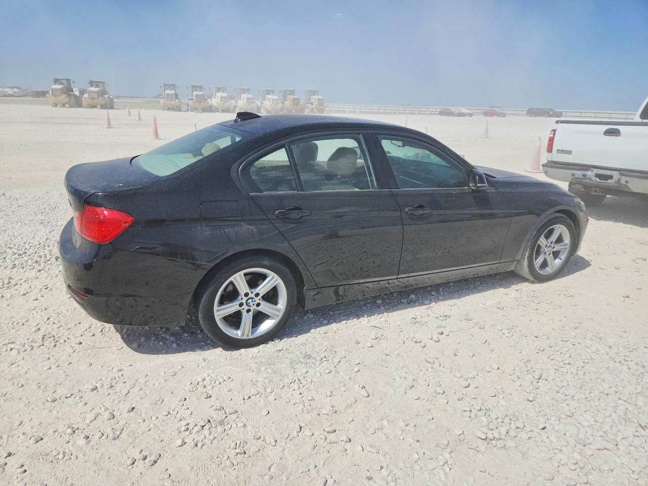 2014 Bmw 320 I Black vin: WBA3B1G5XENS81231