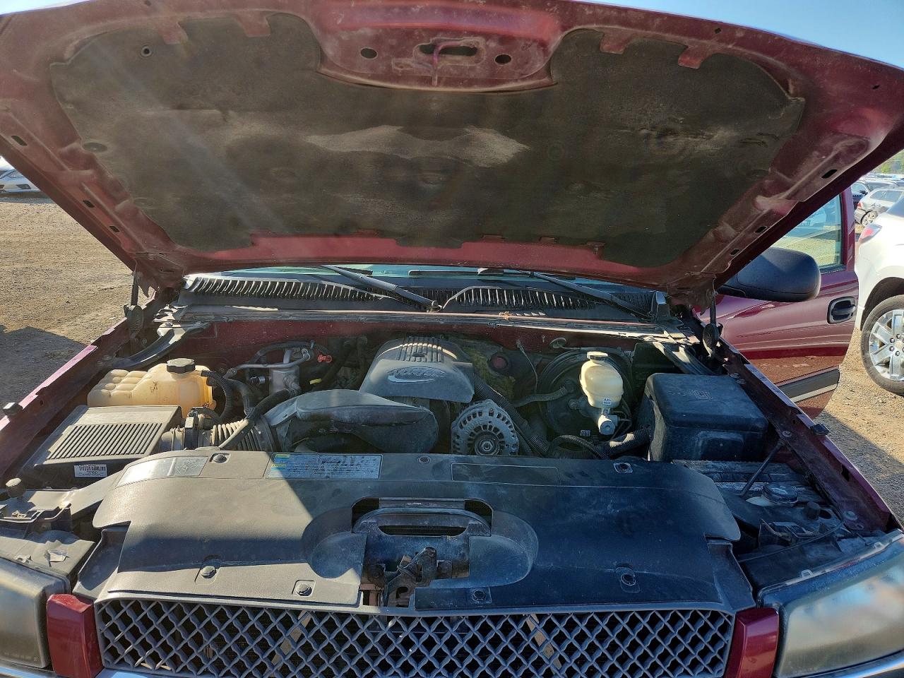 2005 Chevrolet Silverado K1500 Red vin: 2GCEK13T151216706