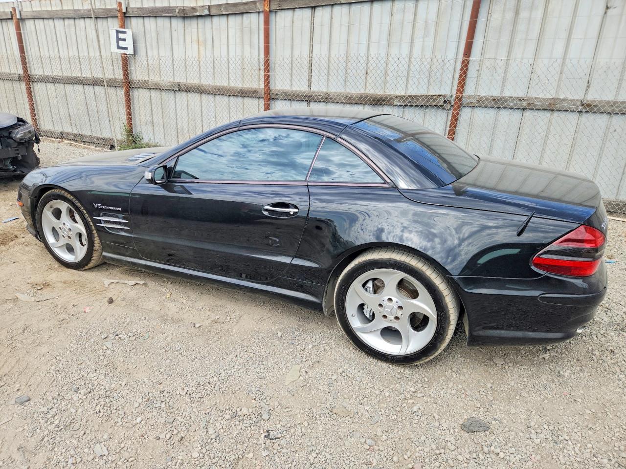 2004 Mercedes-benz Sl 55 Amg Black vin: WDBSK74F14F078959