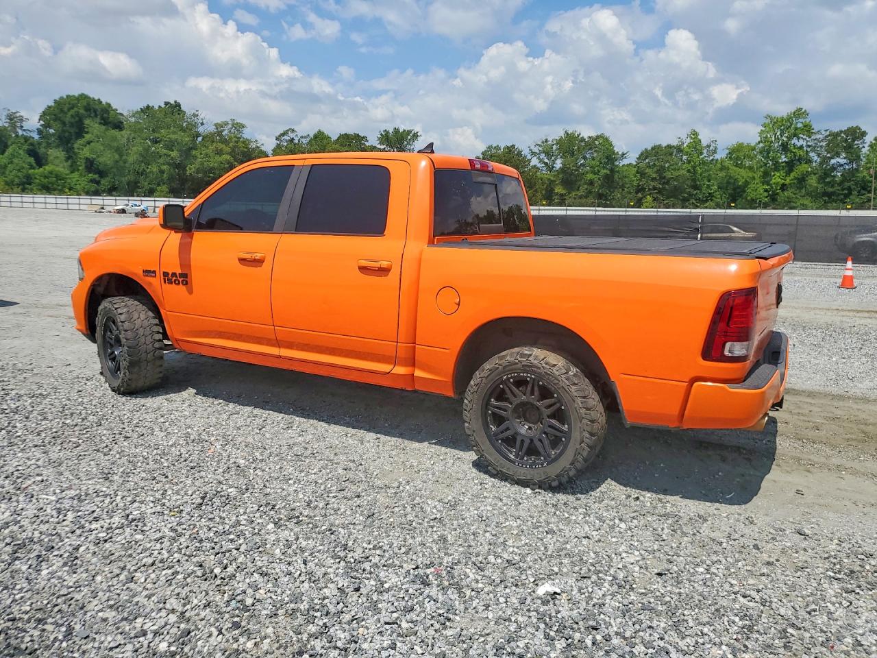 2015 Ram 1500 Sport Оранжевый vin: 1C6RR7MT9FS702476
