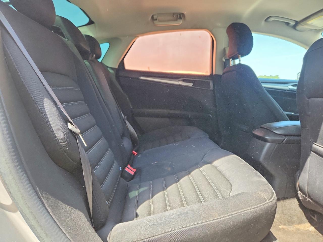 2015 Ford Fusion Se Gold vin: 3FA6P0H73FR171363