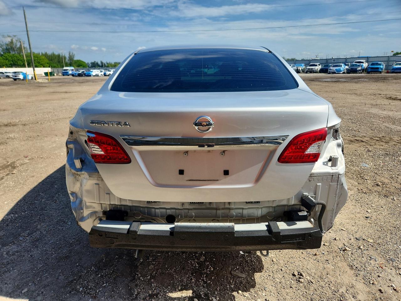 2015 Nissan Sentra S Silver vin: 3N1AB7APXFY348537