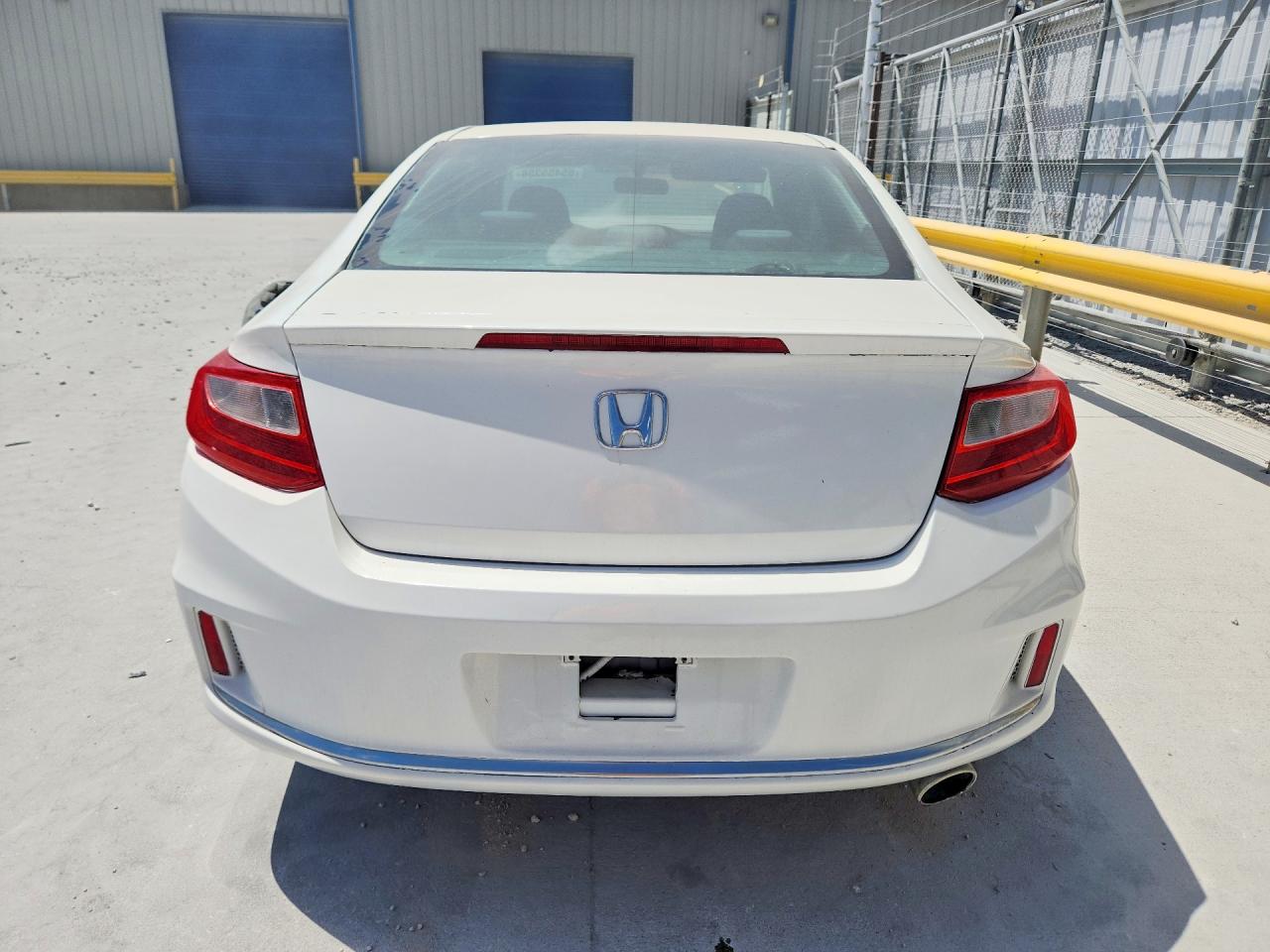 2014 Honda Accord Lx-s White vin: 1HGCT1B32EA009495