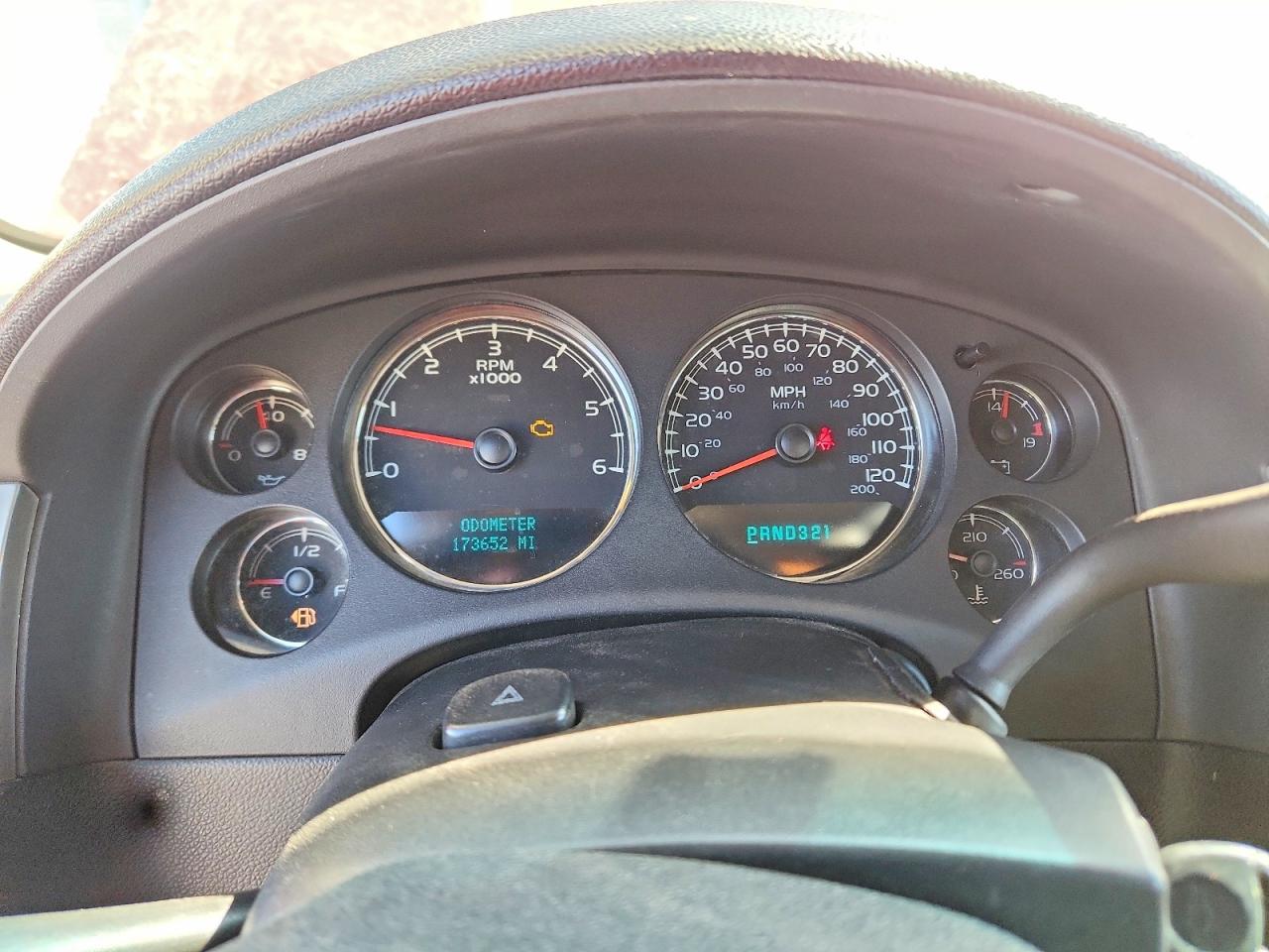 2007 Chevrolet Tahoe C1500 Красный vin: 1GNFC13C67J254546
