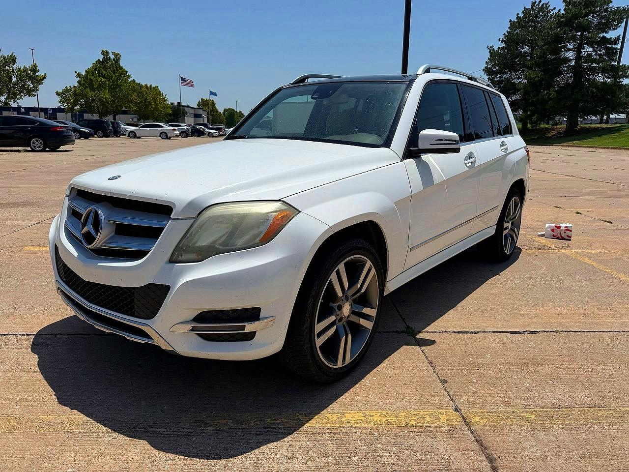 2014 Mercedes-benz Glk 350 White vin: WDCGG5HB5EG333235