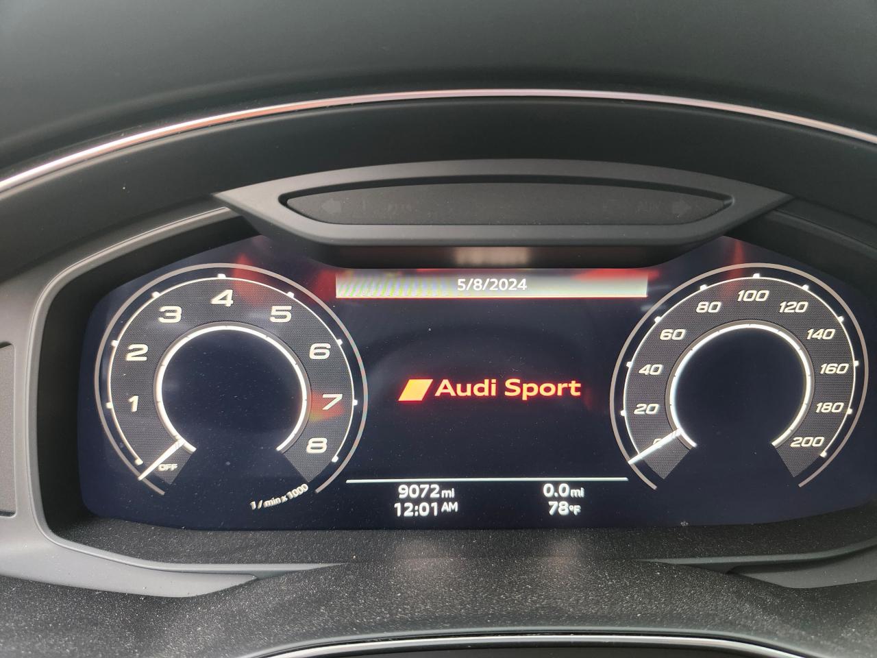 2021 Audi Rs6    Black vin: WUA1CBF25MN904227