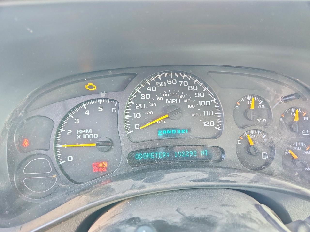 2005 Chevrolet Silverado K1500 Red vin: 2GCEK13T151216706