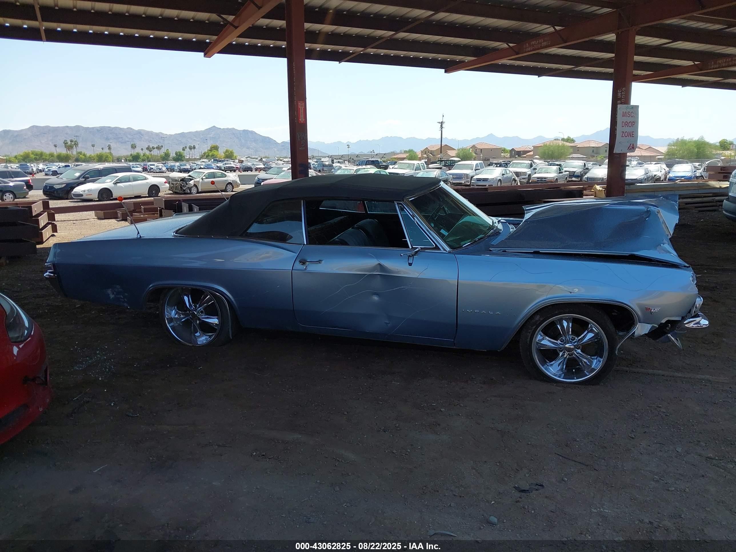 1965 Chevrolet Impala   Blue vin: 164675L219505    