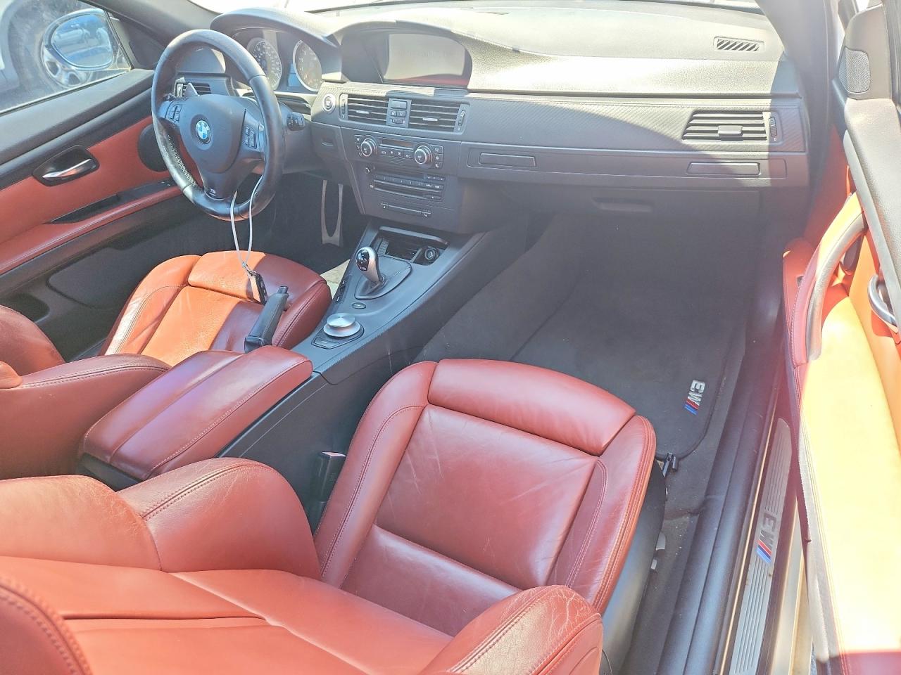 2008 Bmw M3 White vin: WBSWD93538PY42322