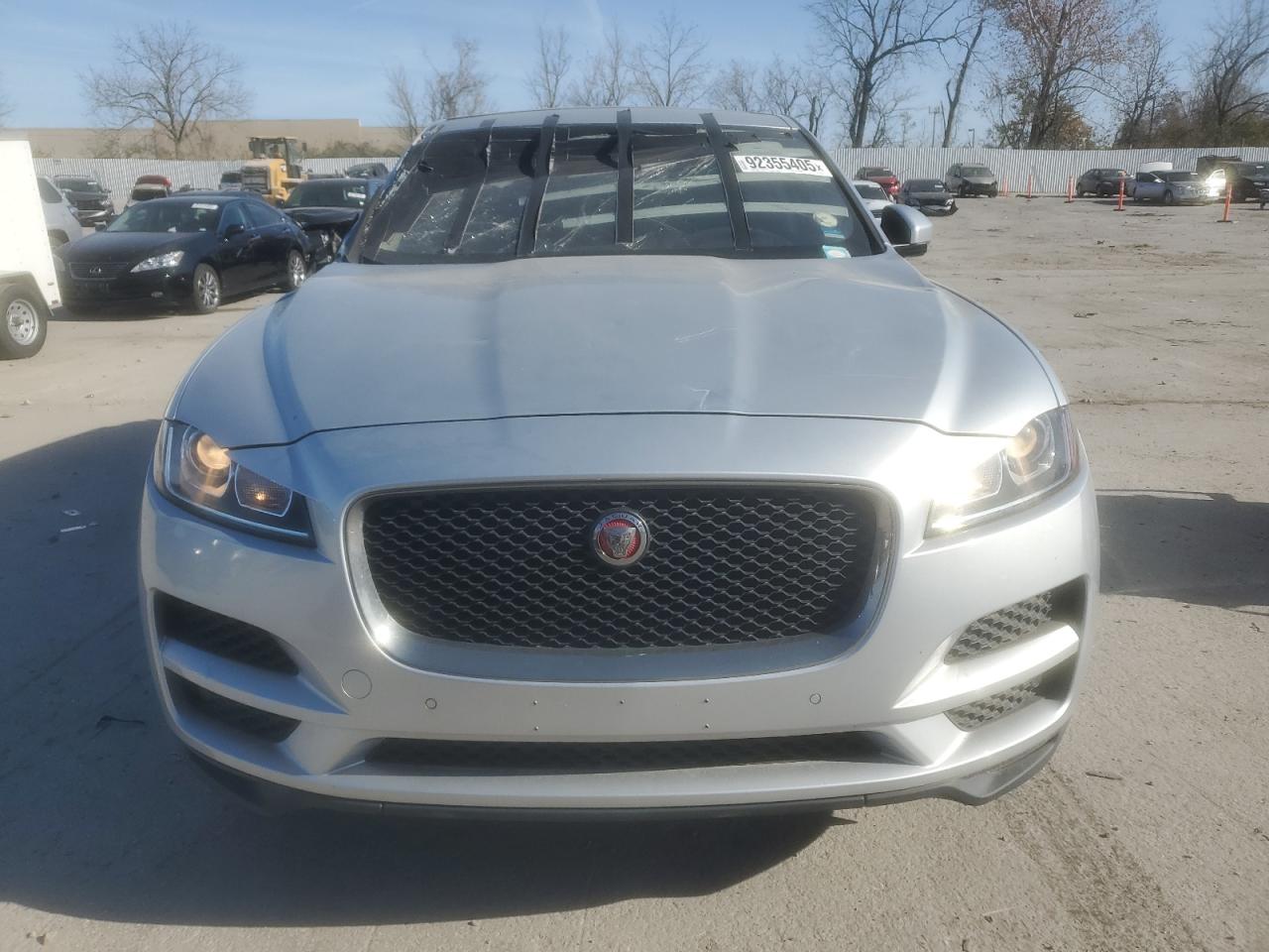 2020 Jaguar F-pace Premium Silver vin: SADCJ2FX0LA632199