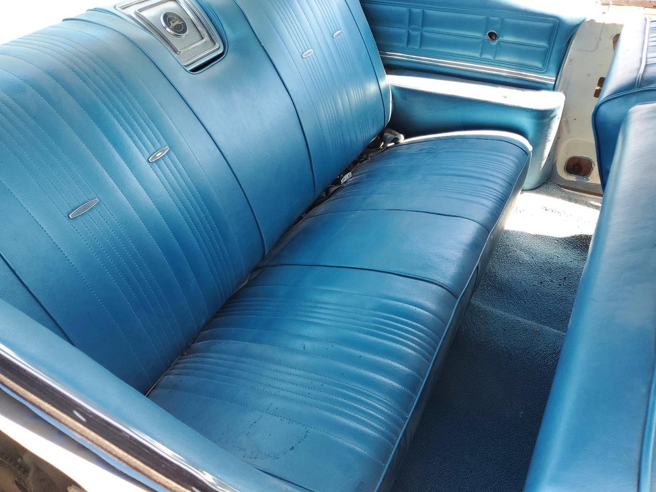 1967 Chevrolet Uk Gray vin: 164877L100069