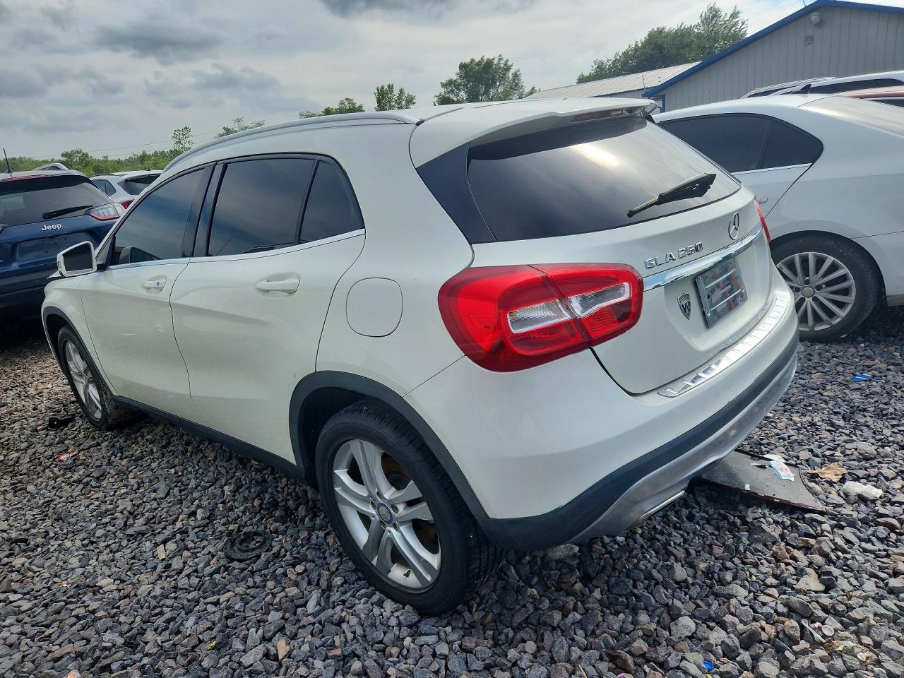 2015 Mercedes-benz Gla 250 Белый vin: WDCTG4EB4FJ169977