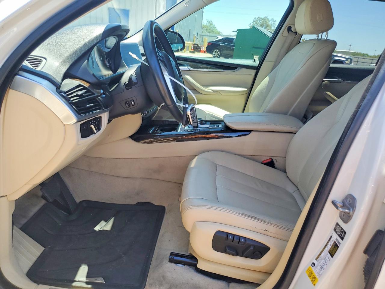 2014 Bmw X5 Sdrive35i White vin: 5UXKR2C55E0C00396
