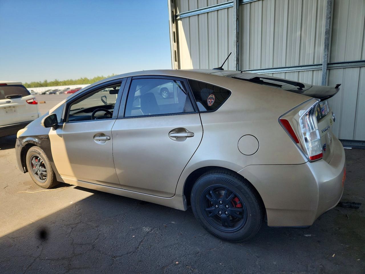 2010 Toyota Prius Iii Gold vin: JTDKN3DUXA0215167