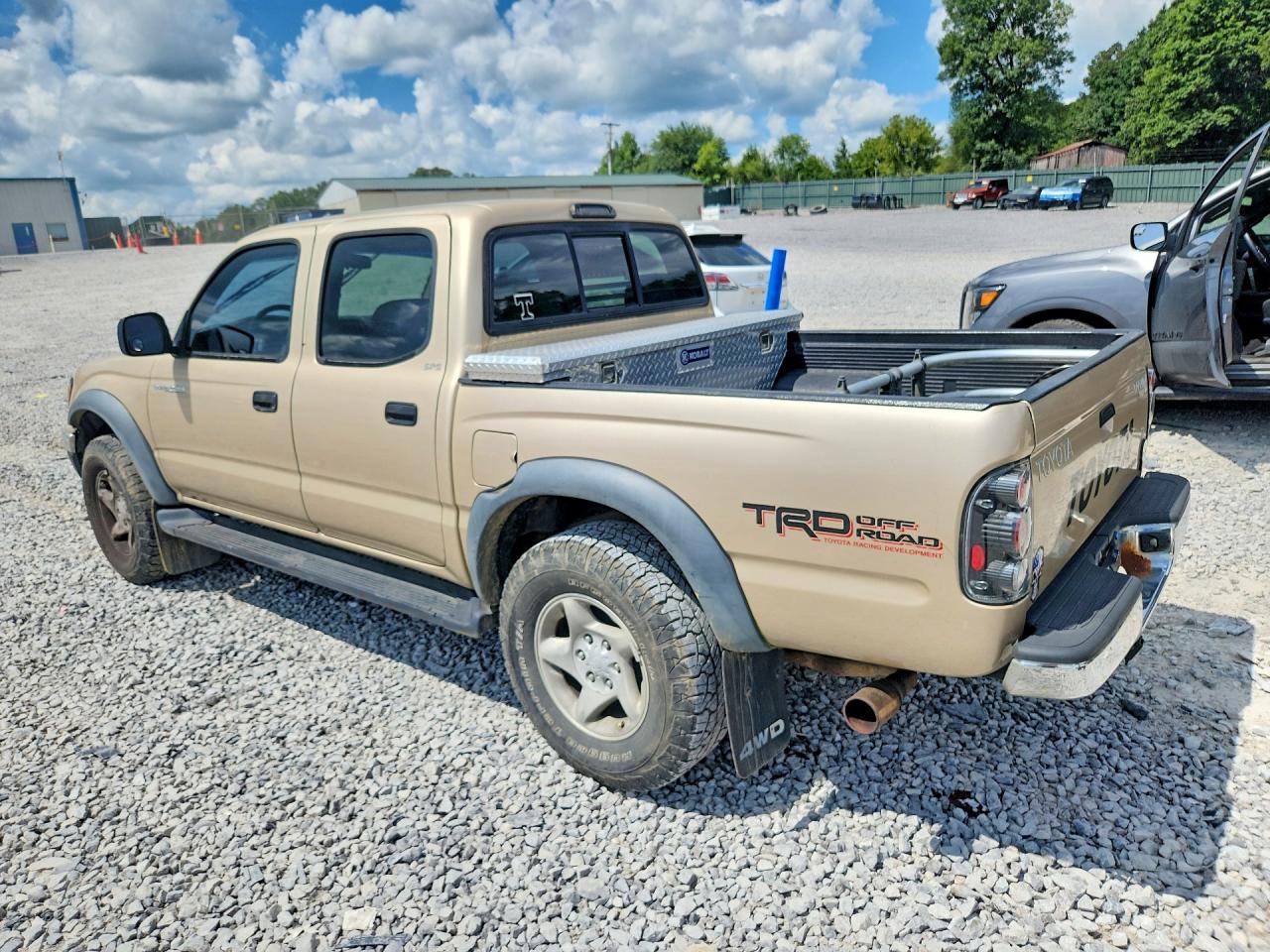 2001 Toyota Tacoma Double Cab Gold vin: 5TEHN72N31Z776369