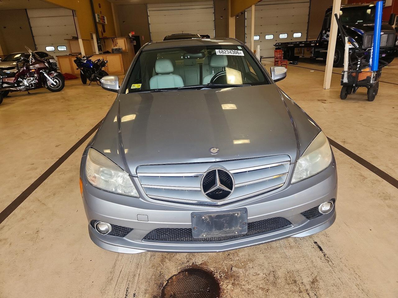 2009 Mercedes-benz C 300 4matic Gray vin: WDDGF81X39F235810