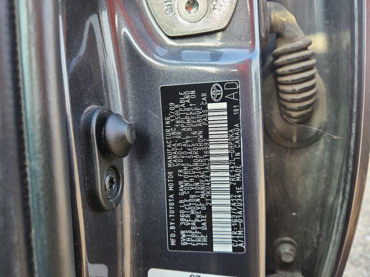 2010 Toyota Matrix Base Gray vin: 2T1KU4EE1AC316992