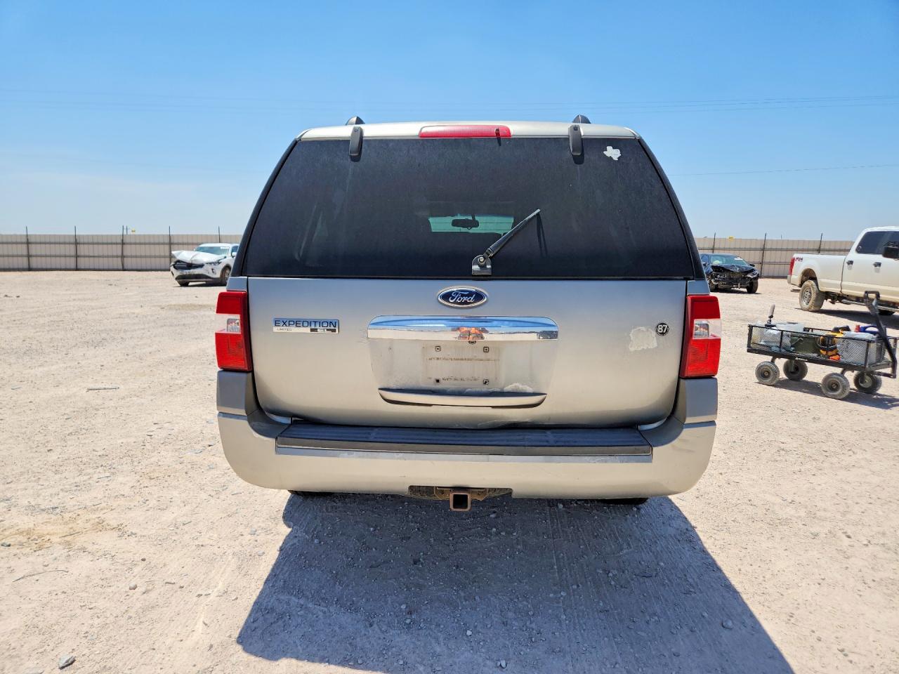 2008 Ford Expedition El Limited Silver vin: 1FMFK19548LA43772