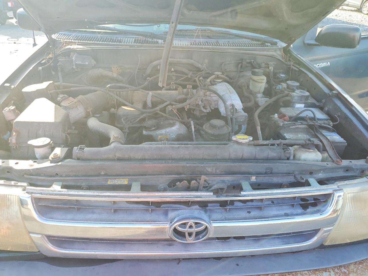 1998 Toyota Tacoma Base Green vin: 4TAVL52N4WZ038575