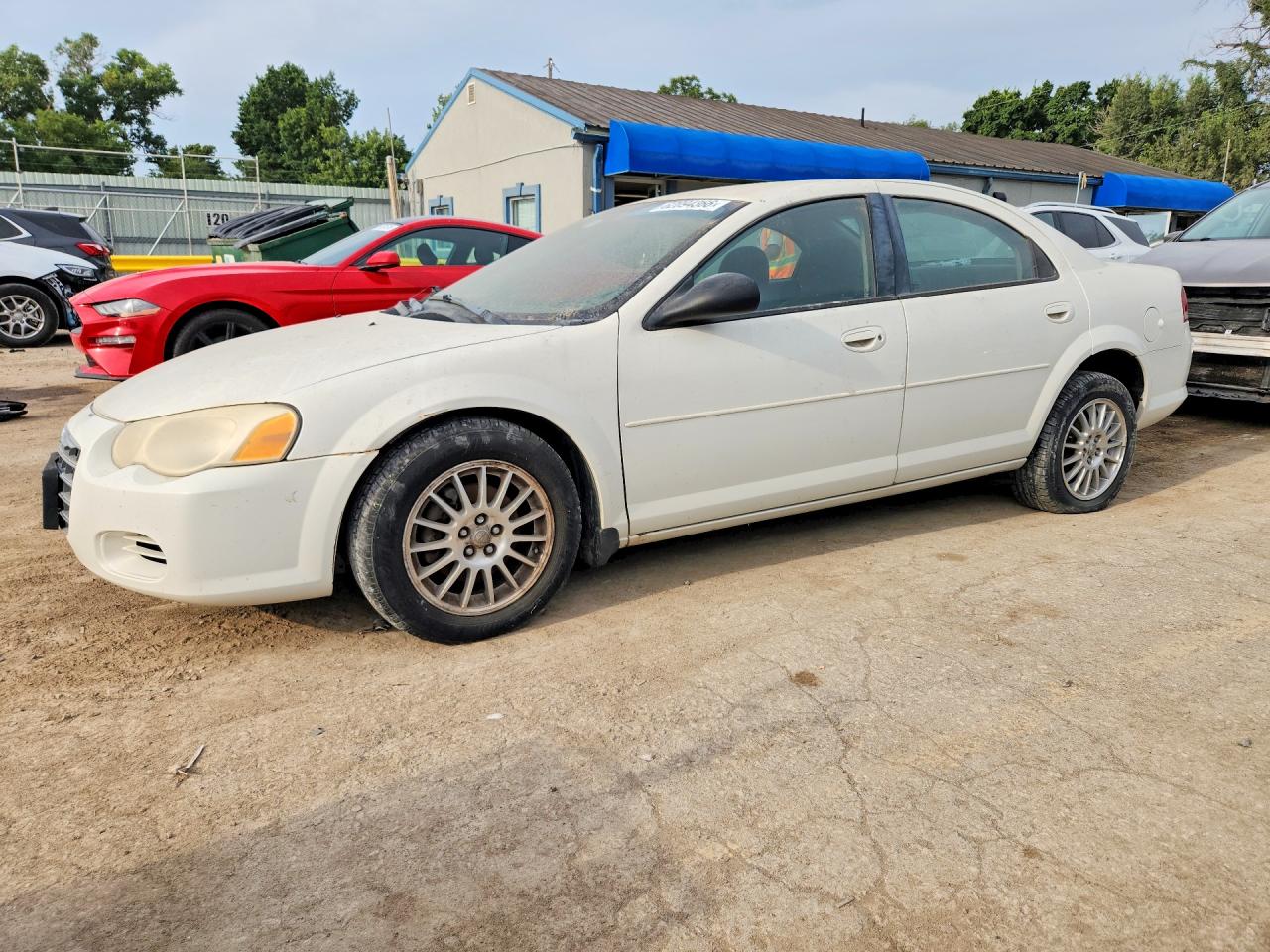 2005 Chrysler Sebring Touring White vin: 1C3EL56R85N562100
