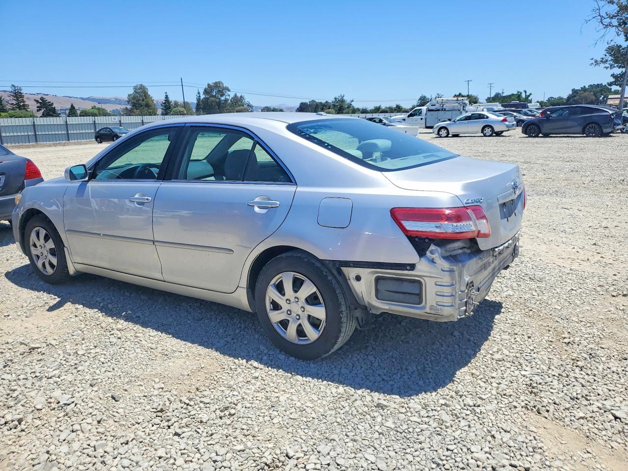 2010 Toyota Camry Le Серый vin: 4T1BF3EK5AU041930