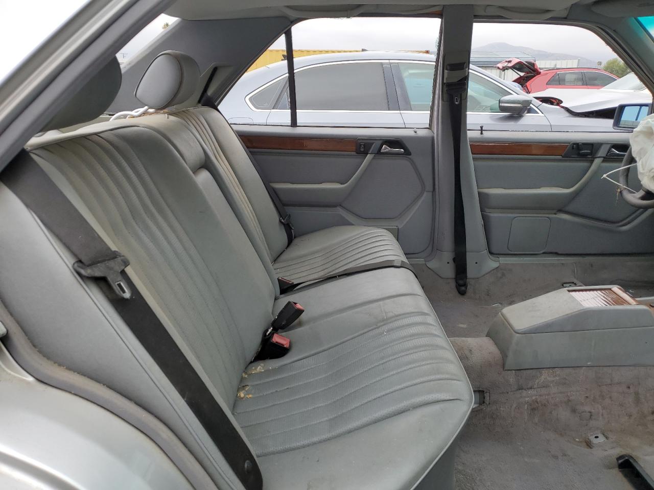 1995 Mercedes-benz E 300d Silver vin: WDBEB31E6SC070193
