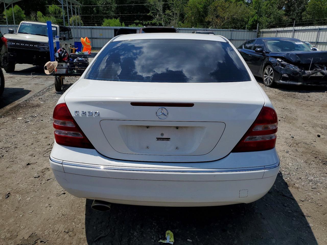 2006 Mercedes-benz C 230 Белый vin: WDBRF52H06A856311